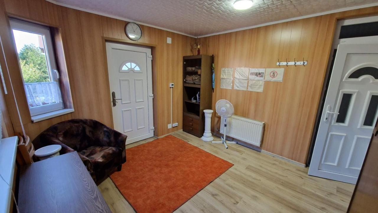 Friendly Apartment In The Suburb. Будапеща Екстериор снимка
